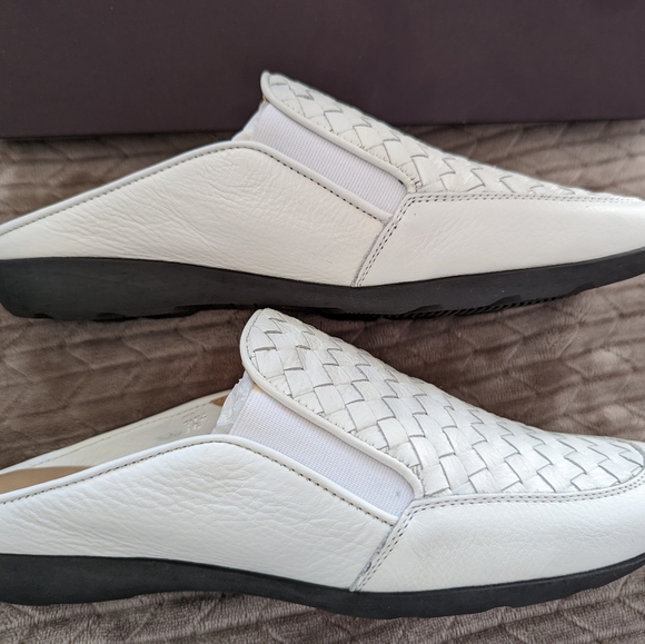 White Sesto Meucci mules (7.5) - Picture 4 of 5